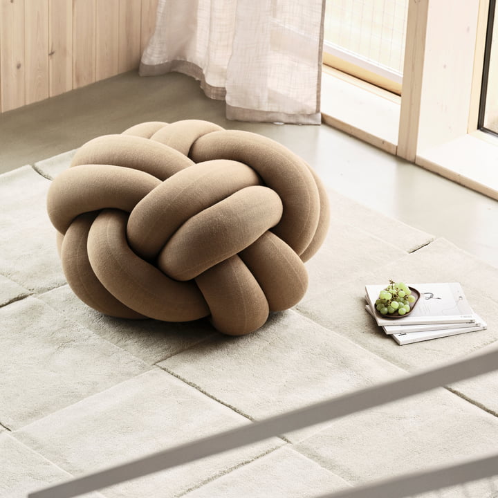 Design House Stockholm - Knot Cushion XL, camel