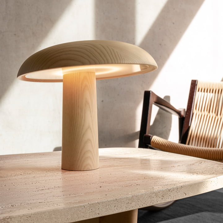 ClassiCon - Forma LED table lamp, natural lacquered ash