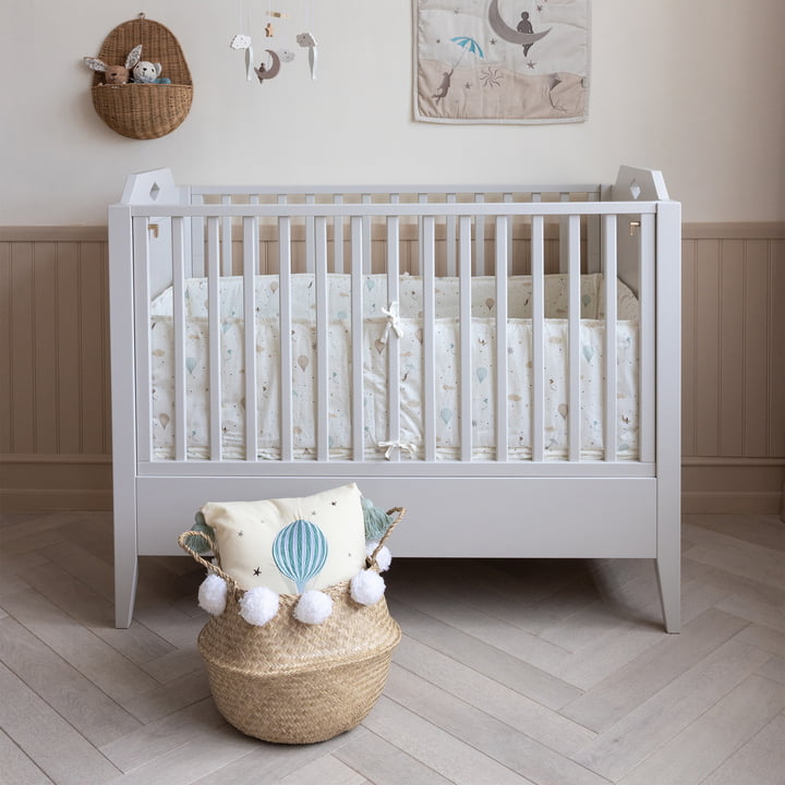 Bed surround baby crib from Cam Cam Copenhagen