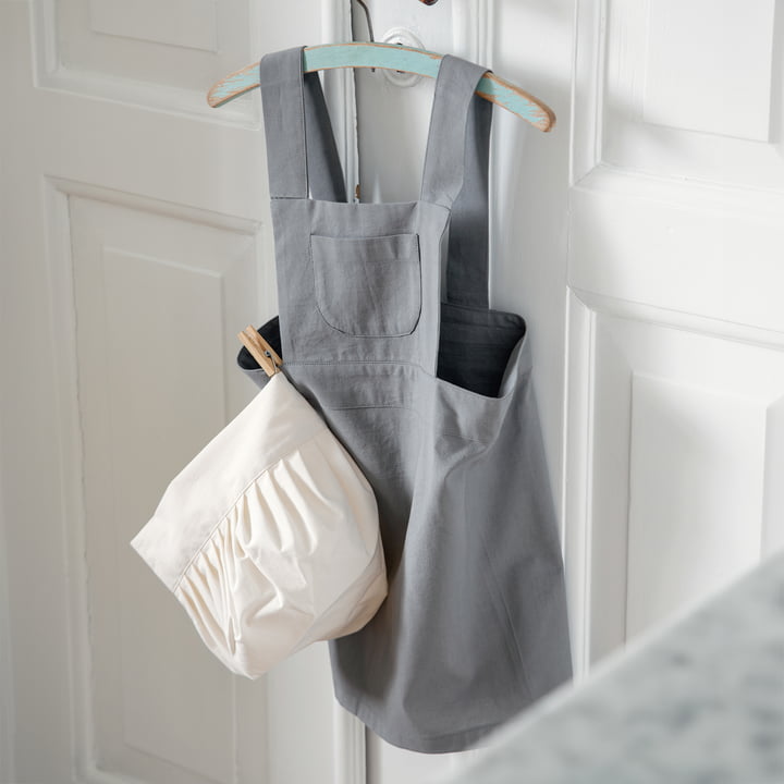 Children's apron and chef's hat, elephant gray / classic white by Sebra