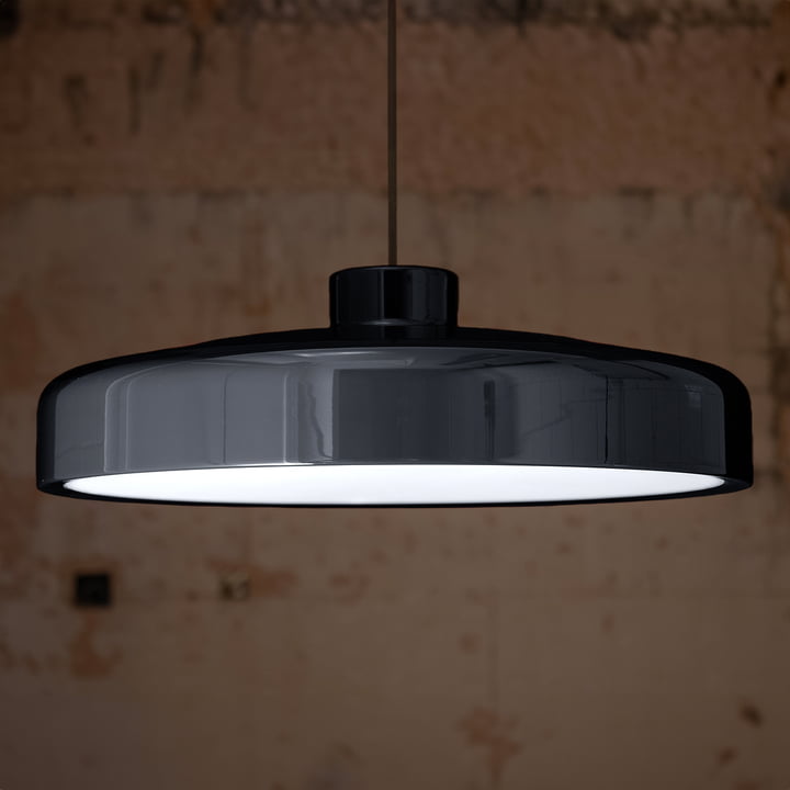 Lacquer LED pendant light from NINE