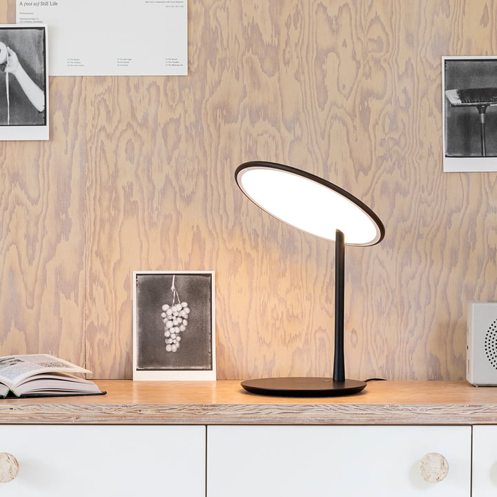 Disc table lamp from NINE