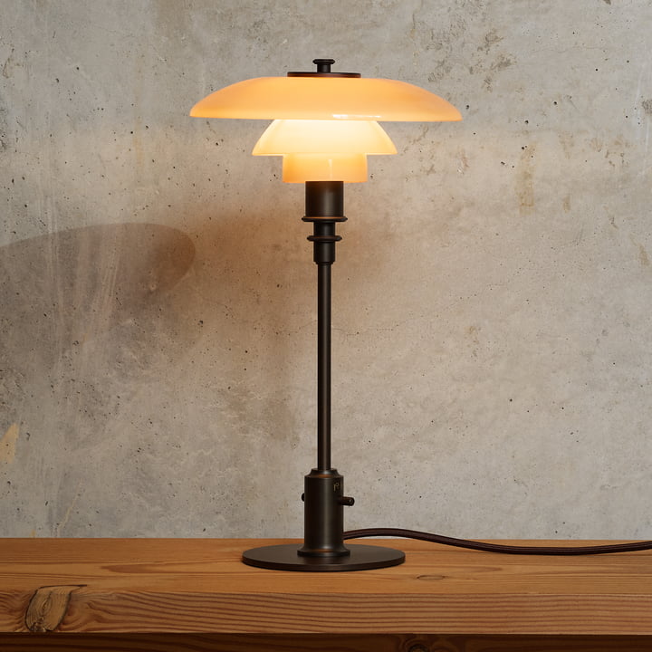 Louis Poulsen - PH 2/1 table lamp, dusty terracotta (Limited Edition)