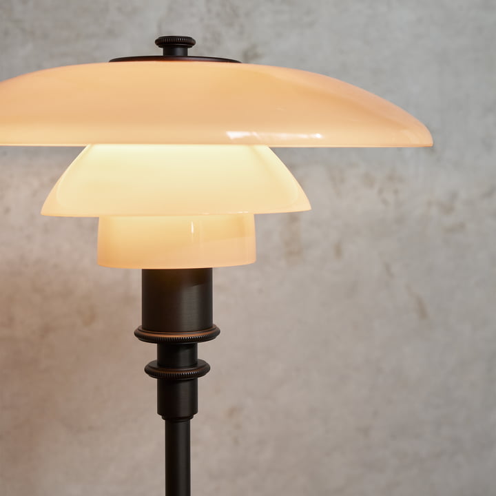 Louis Poulsen - PH 2/1 table lamp, dusty terracotta (Limited Edition)