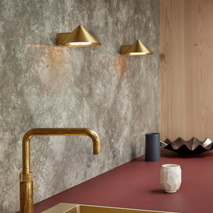 Grasp LED rechargeable wall light, brass by Frandsen