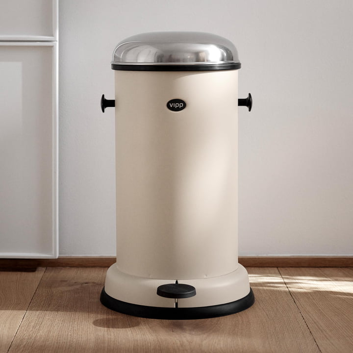 The 15 pedal bin from Vipp