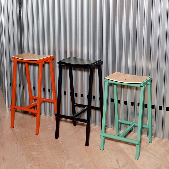 Taburete 8 bar stool from Hay