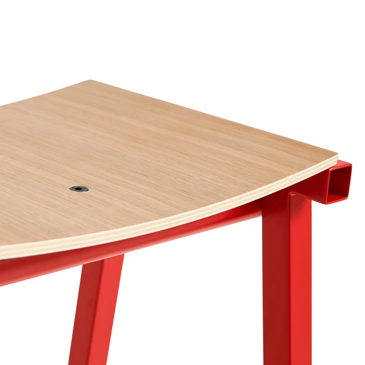 Taburete 8 bar stool from HAY