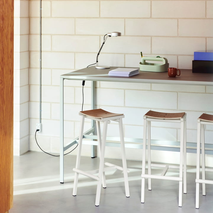 Taburete 8 bar stool from Hay