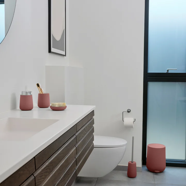 Nova Toothbrush mug from Zone Denmark
