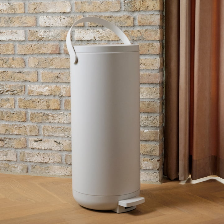 Circular pedal bin from Zone Denmark