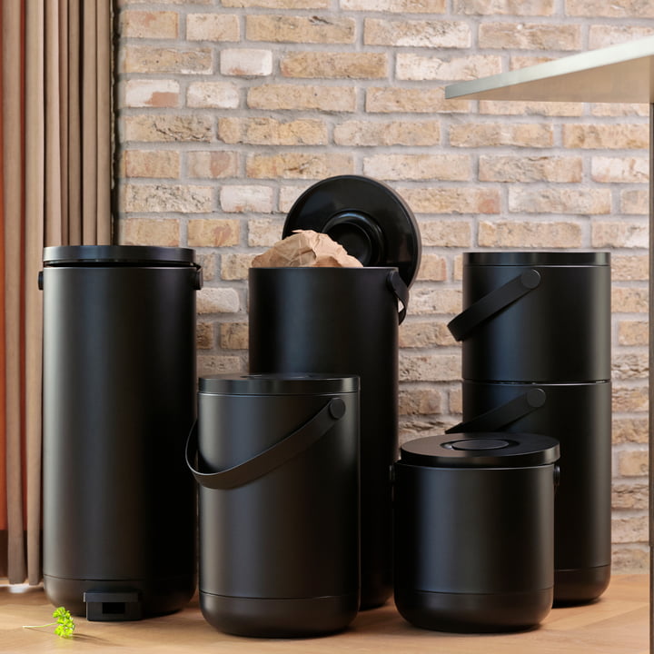 Circular pedal bin from Zone Denmark