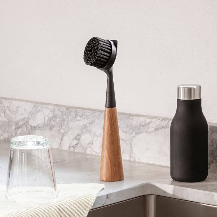 Nylon dishwashing brush with replaceable brush head oak, black from Eva Solo