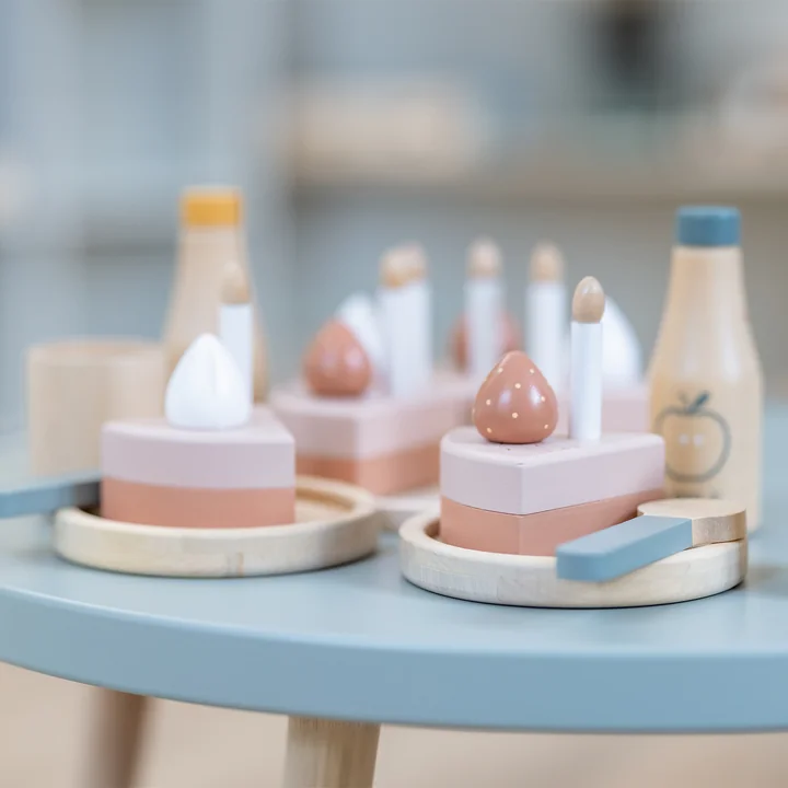 The Play tableware from Flexa