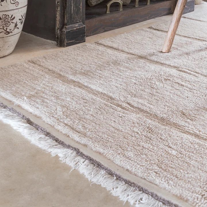 Steppe wool rug from Lorena Canals in sheep white