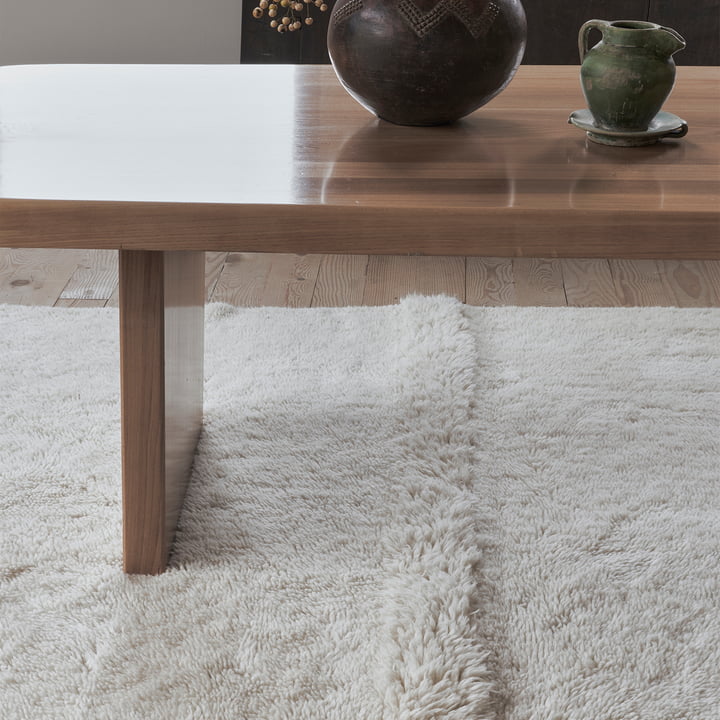 Wool rug Tundra from Lorena Canals in sheep white