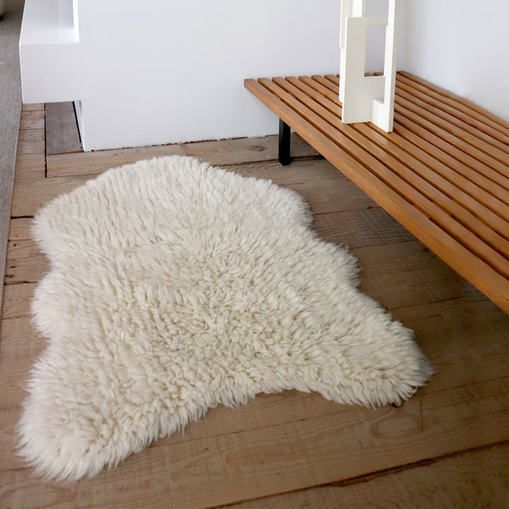 Woolly wool rug from Lorena Canals in sheep white