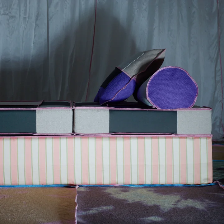 Podium Large, schubert pink by Juslin Maunula