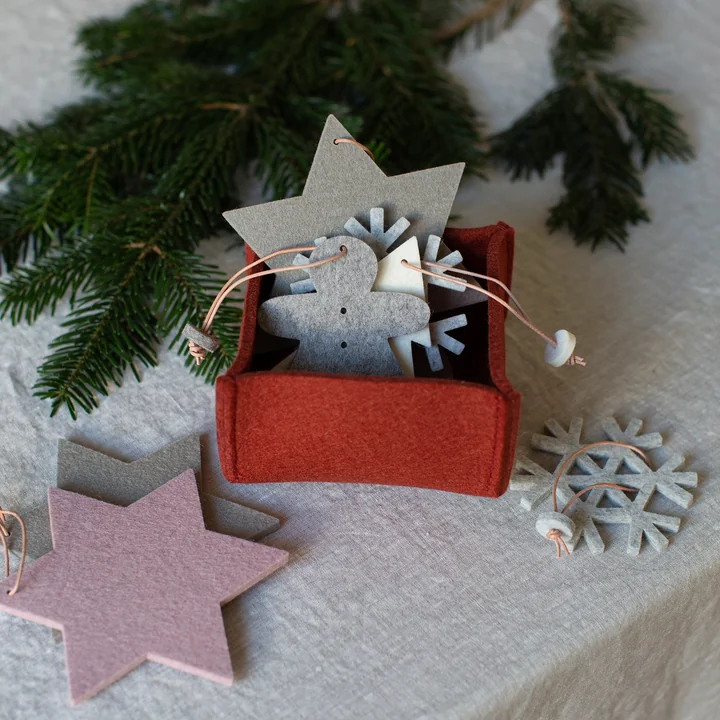 Snow crystal pendant set from Hey-Sign