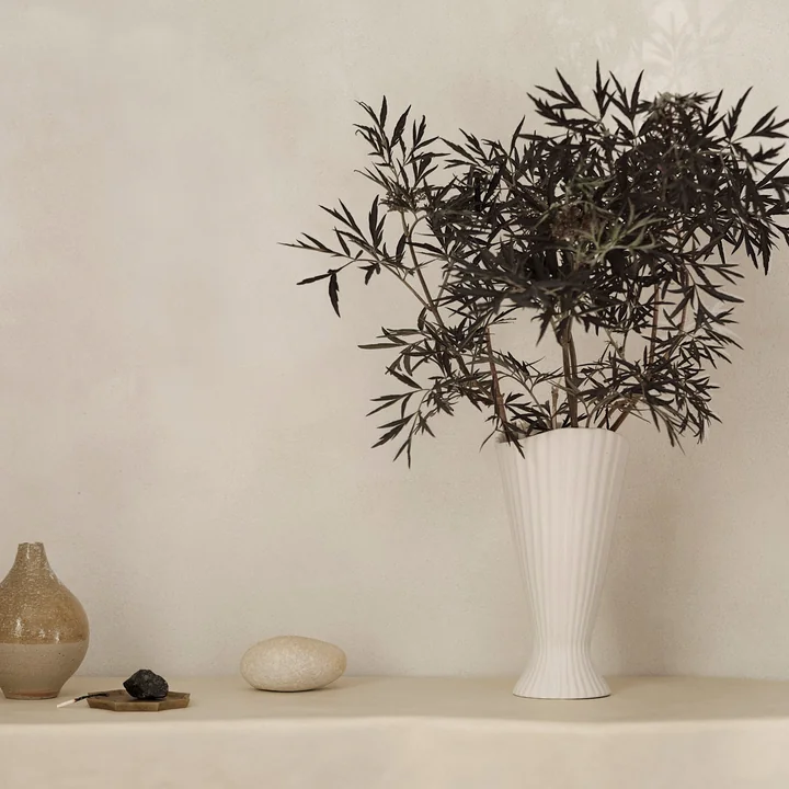 Ferm Living - Fountain Vase, H 20 cm, off-white