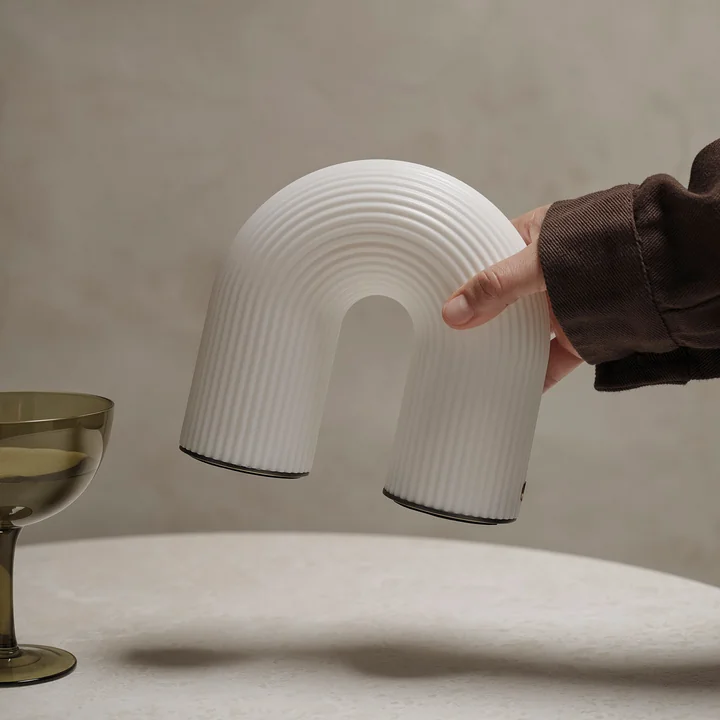 Ferm Living - Vuelta Portable rechargeable lamp, white