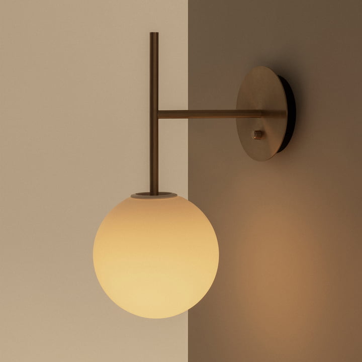 TR Bulb wall light, brushed brass by Audo