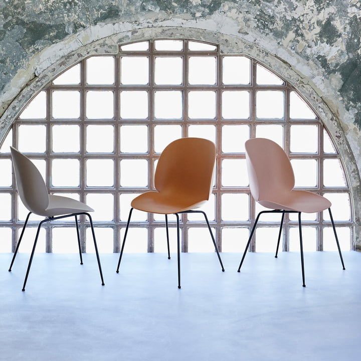 Gubi - Beetle Dining Chair, Conic Base black