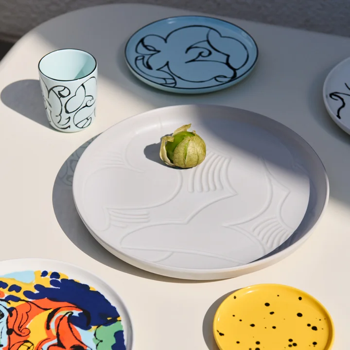 Marimekko - Oiva Vildmo serving plate, 32 cm, white