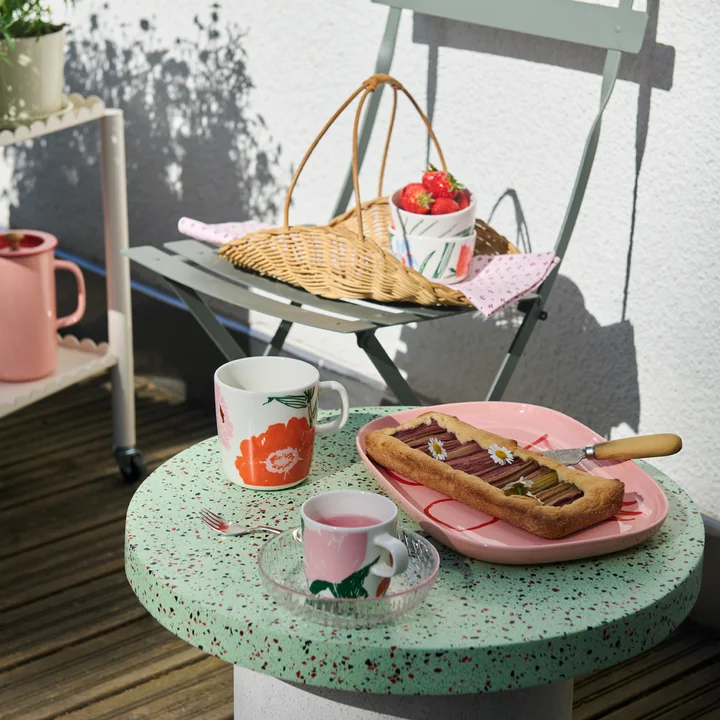 Marimekko - Oiva Puutarhakutsut mug with handle, multicolored