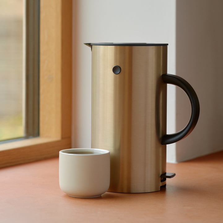 Stelton - EM 77 Kettle 1. 5 l, brushed brass (EU)