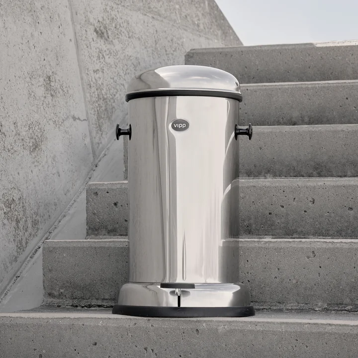 Vipp - 15 Pedal bin, 14 l, stainless steel