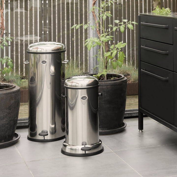 Vipp - 15, 17 Pedal bin, stainless steel