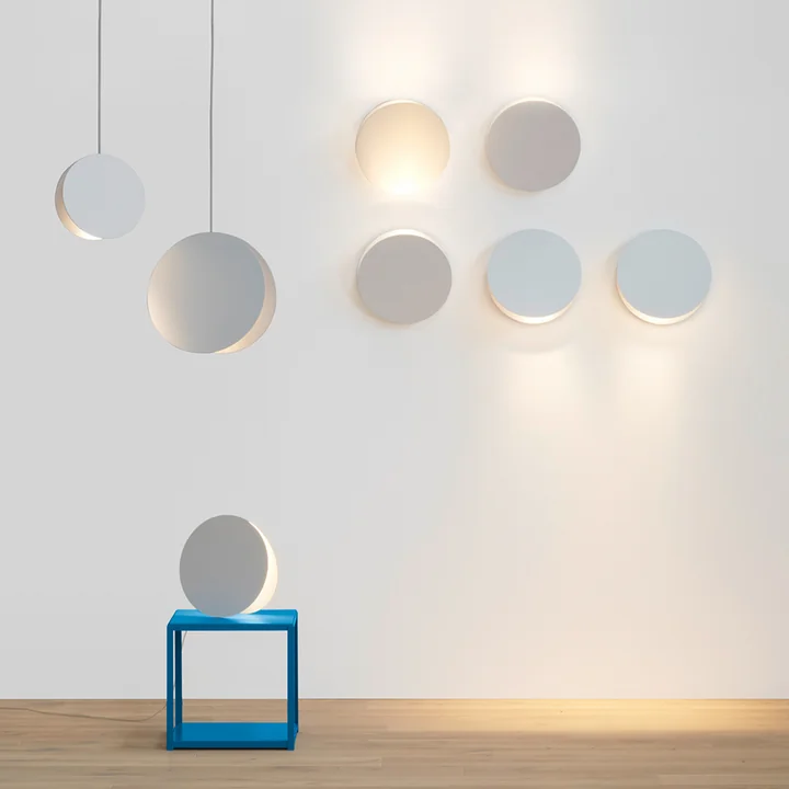 e15 - LT05 North pendant light, powder-coated steel, signal white