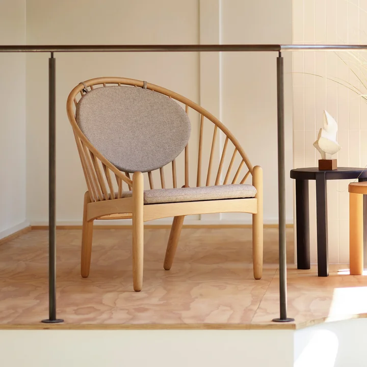 FDB Møbler - J166 Jørna armchair, frame natural / light gray (Main Line Flax 02)