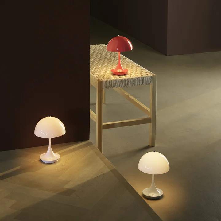 Louis Poulsen - Panthella 160 Portable V3 rechargeable LED table lamp, group