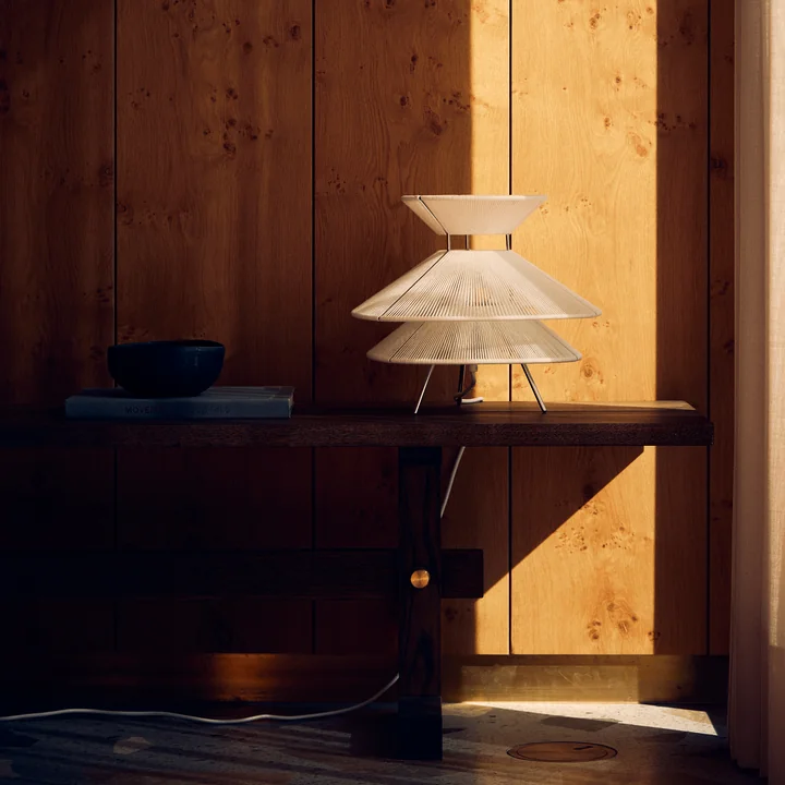 Frandsen - Kiku table lamp, white