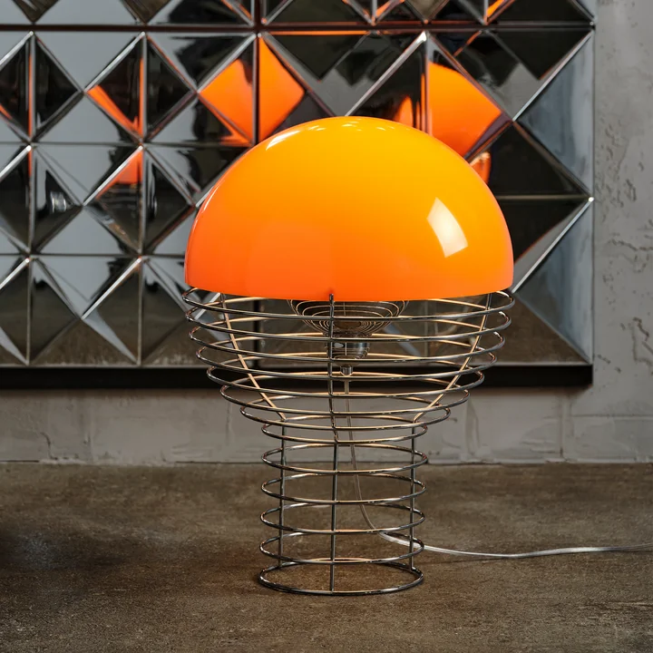 Verpan - Wire Table lamp Ø 40 cm, chrome / orange