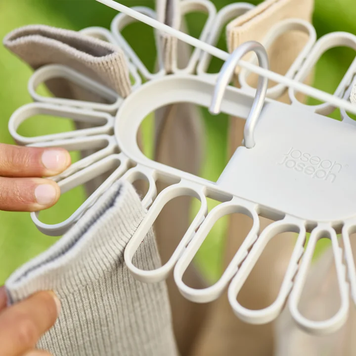 Joseph Joseph - Petal Quick-release bracket, 22 holders, ecru