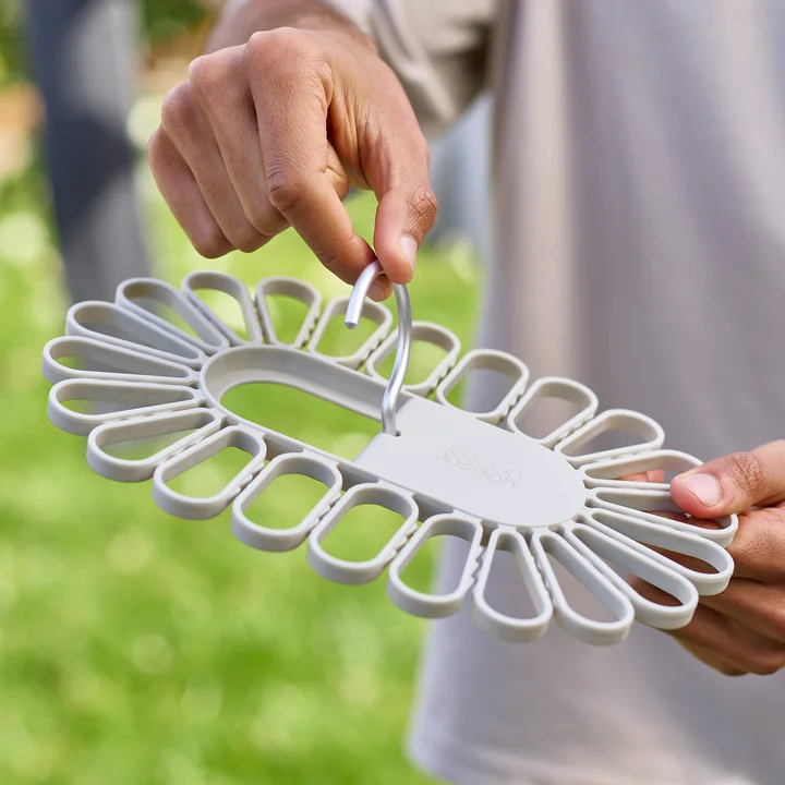 Joseph Joseph - Petal Quick-release bracket, 22 holders, ecru