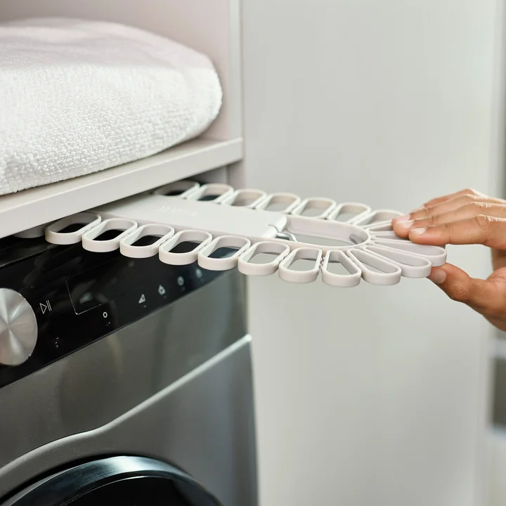 Joseph Joseph - Petal Quick-release bracket, 32 holders, ecru