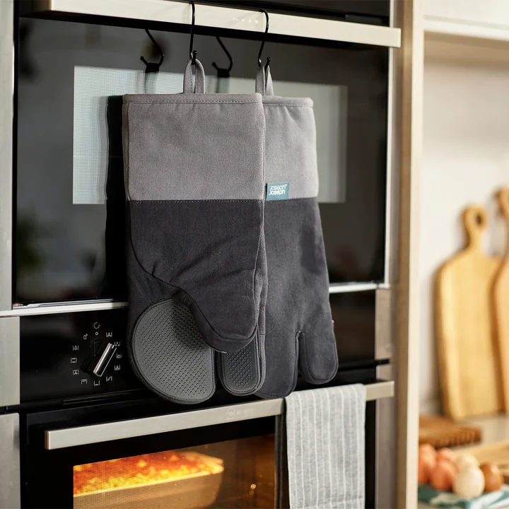 Joseph Joseph - Pinch Oven mitts, gray