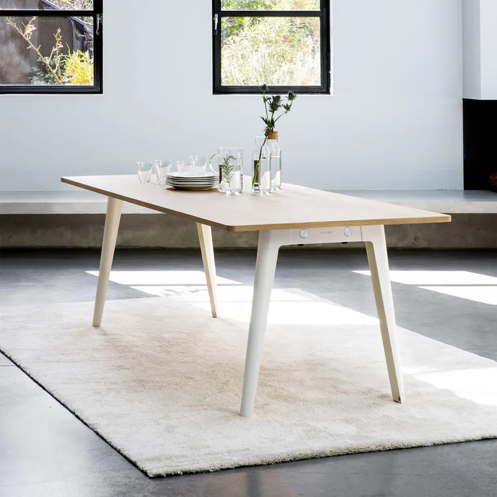 TipToe - NEW MODERN Dining table