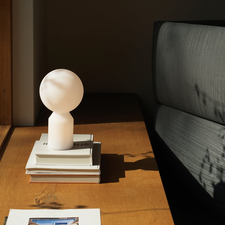 Yo LED table lamp with rechargeable battery from Normann Copenhagen