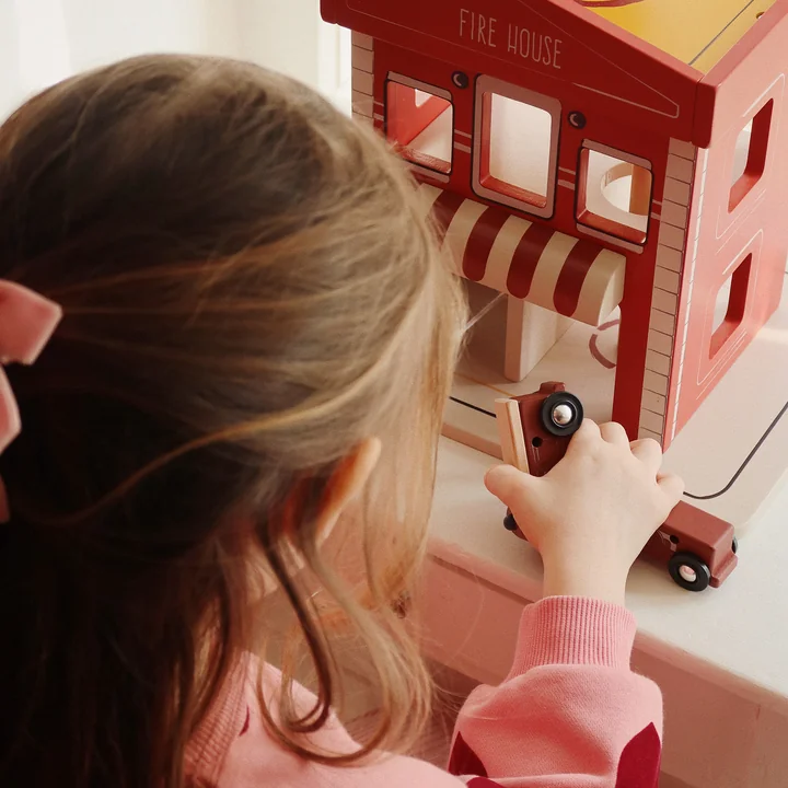 Konges Sløjd - Fire department games