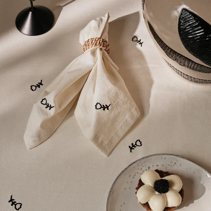 Broste Copenhagen - Mai Napkin, 45 x 45 cm, black / off-white