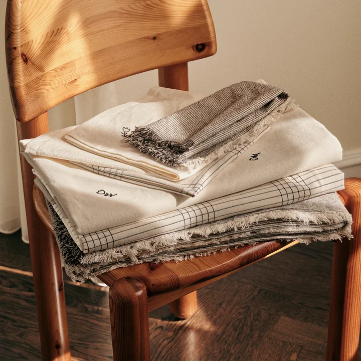 Broste Copenhagen - Mai Napkin and tablecloth, black / off-white