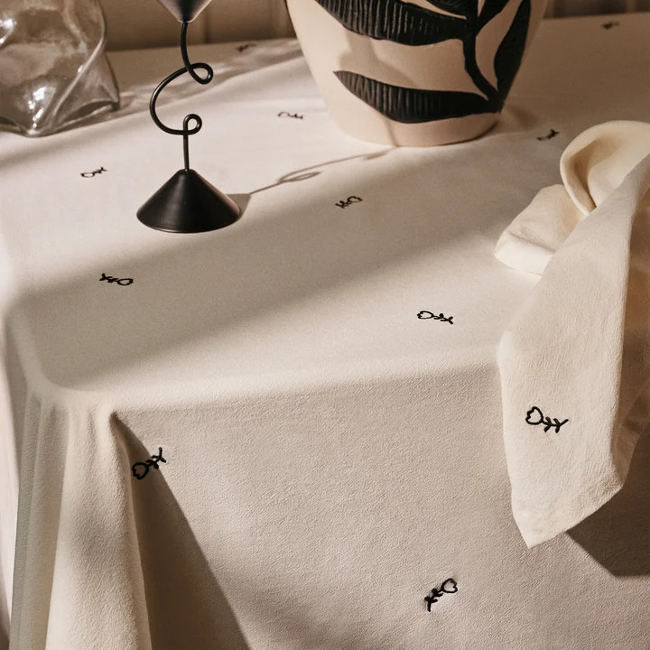 Broste Copenhagen - Mai Tablecloth, black / off-white