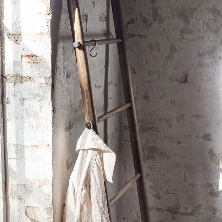 Mette Ditmer - Roots towel ladder 180 x 60 cm, dark oiled pine