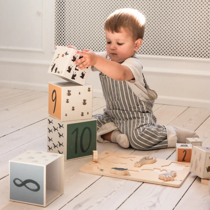 Sebra - Stacking blocks