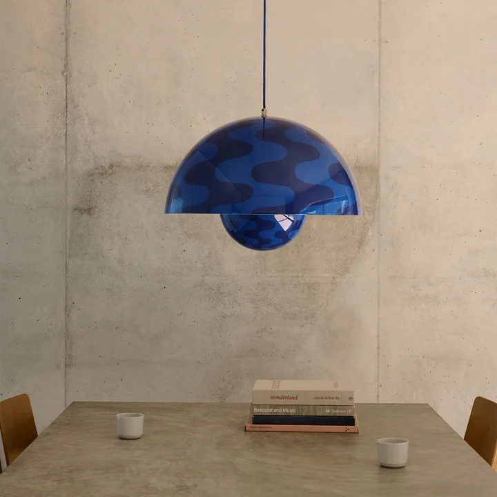& Tradition - FlowerPot pendant light VP2, cobalt blue / dusky blue